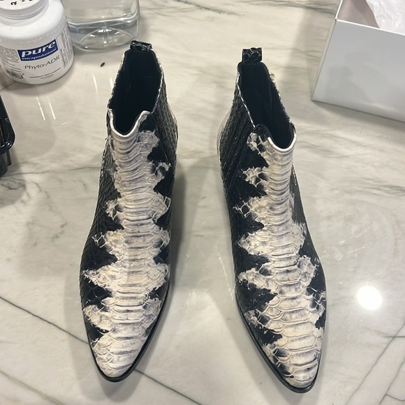 Modern Vice snakeskin boots Size 41- never worn - Picture 3 of 8